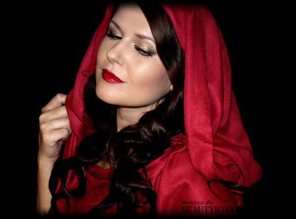 Rouge Bunny Rouge Santa Ana Look by Monicca