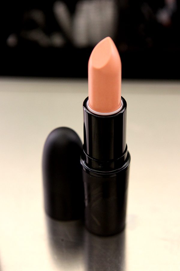 carine-roitfeld-lipstick